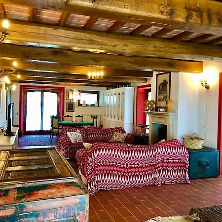 Molinaccio Penna Nera Villa Massa Martana